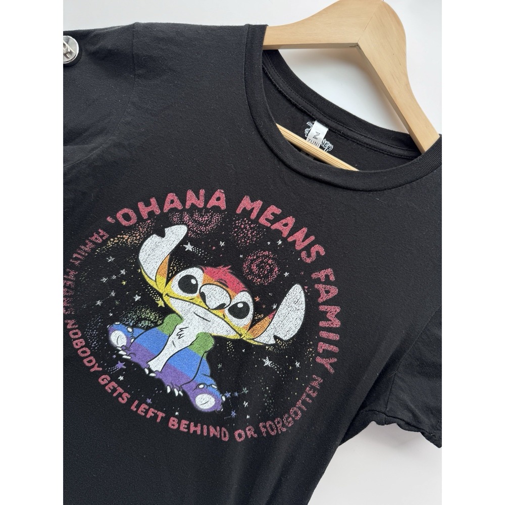 Disney Lilo & Stitch Ohana Means Family Black Graphic T-Shirt Mens Size M